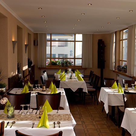 Gasthaus Metzgerei Pension Massem Schillingen Exteriör bild